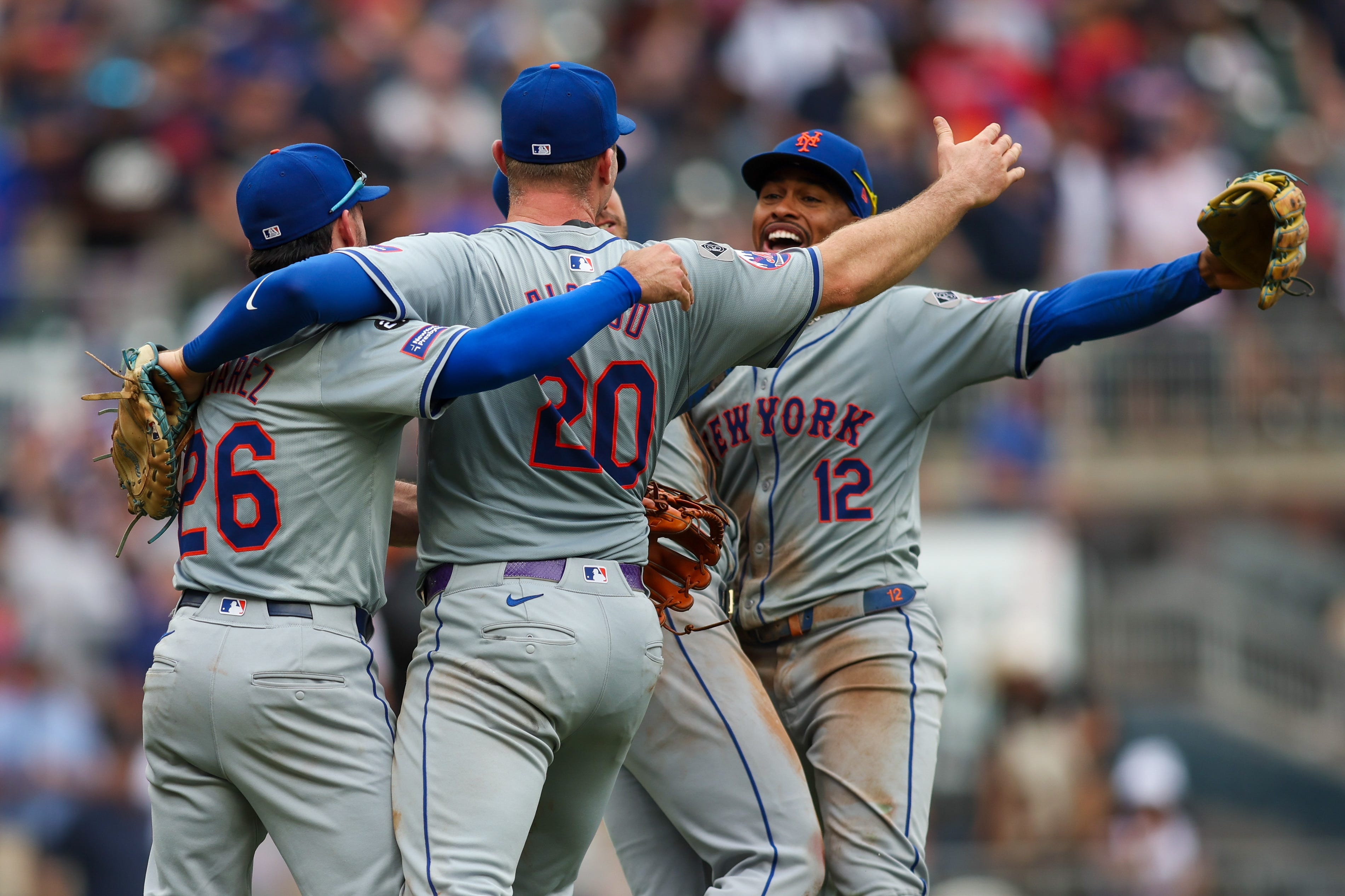 Mets celebrate clinching a playoff spot