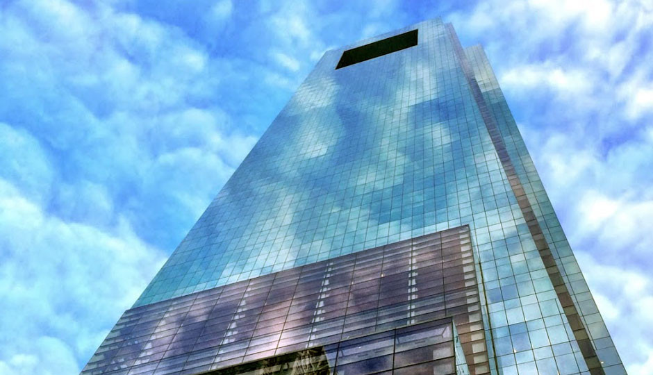 Comcast Center in Philadelphia on a clear day.