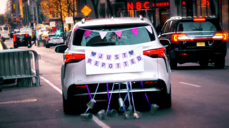 Hoda Kotb's car decorated with a "Just Repotted" sign on her last day.